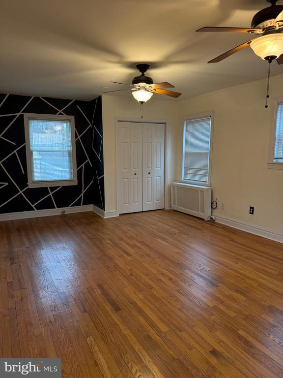 Photo - 2211 32nd Pl SE