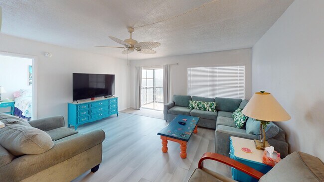 Photo - 2901 26th St W