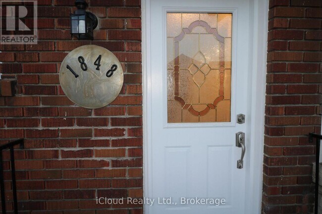 Photo - 1848 Keele St