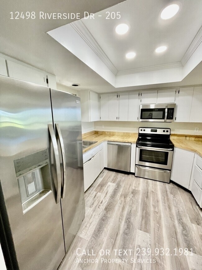 Photo - 12498 Riverside Dr Unit 205