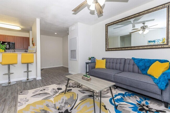 Photo - 5555 Holly View Dr Condo Unit 702