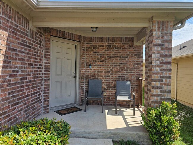Photo - 11640 Cambrian Rd