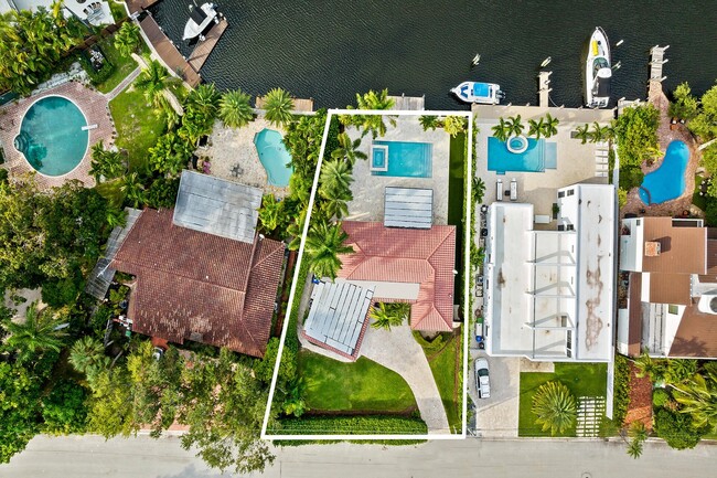 Building Photo - Northeast 12th Street, Fort Lauderdale, FL 33304 - 3 BR 2 BA single-family home