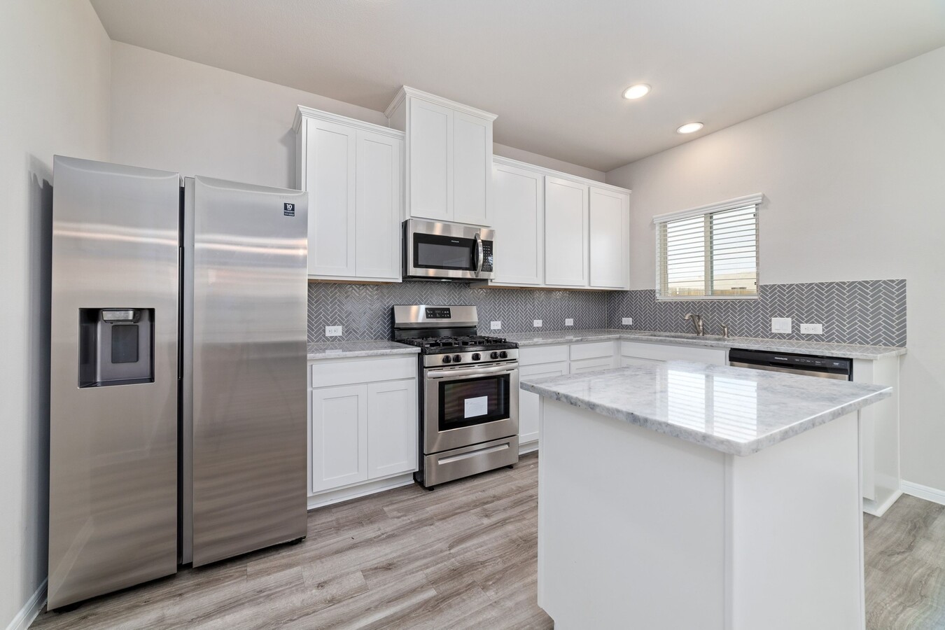 Photo - 12923 Crombie Dr