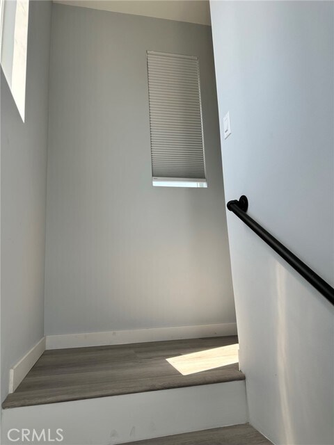 Photo - 331 E Ellis Ave