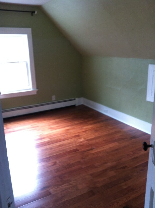 Photo - 21 Orchard Ter Unit C