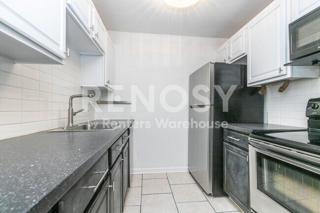Photo - 4524 Holly St
