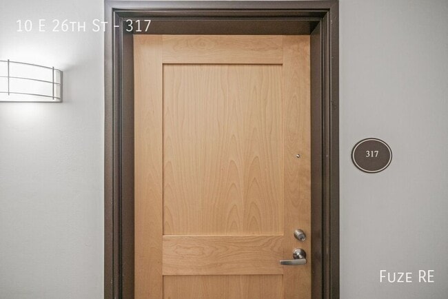 Photo - 10 E 26th St