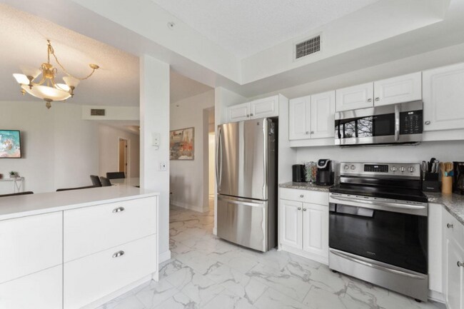 Photo - 7546 La Paz Blvd