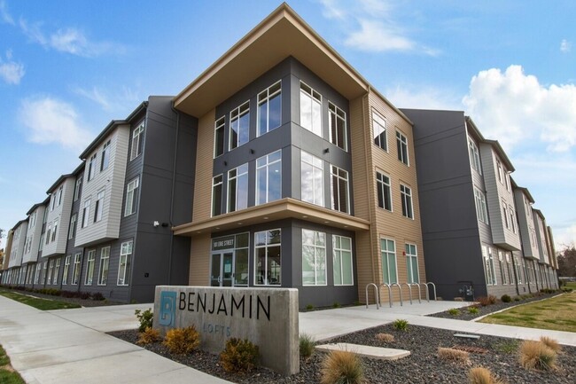 The Benjamin Lofts - The Benjamin Lofts