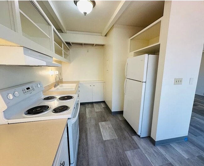 12125 SW 14th St Unit 12125
