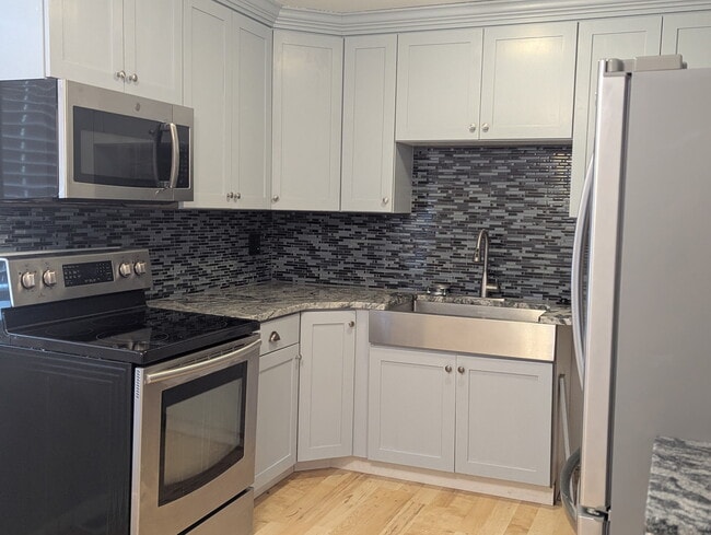 Building Photo - 556 W 800 N Unit Spacious Condo in Provo