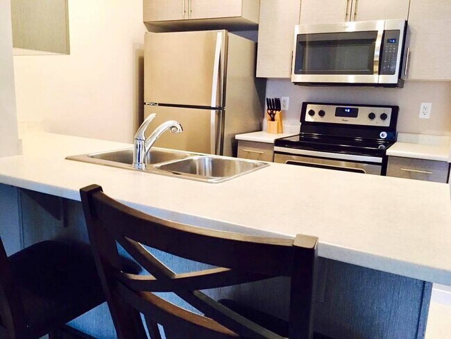 Photo - 5500 Mitchinson Way