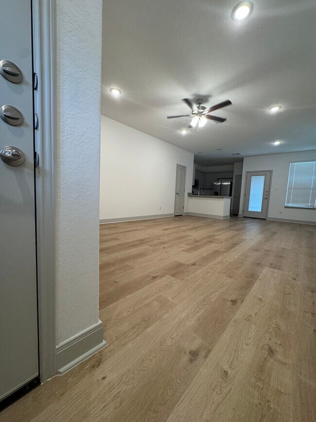 Photo - 7521 Briarwood Pass