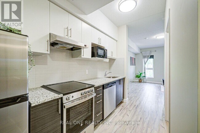 Photo - 77 Leland St Unit 423