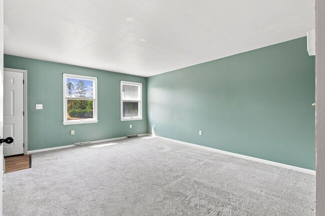 Photo - 15 Beech Ln