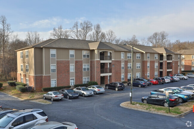 Poplar Place Apartments