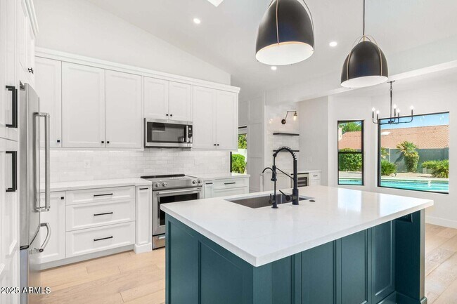 Photo - 5715 E Campo Bello Dr