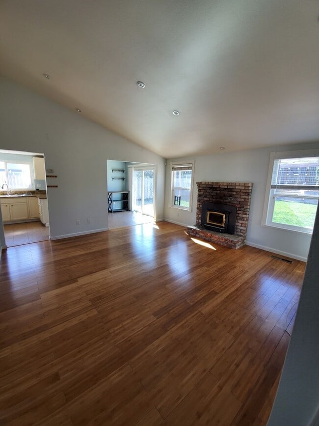 Photo - Beautiful 3 Bedroom 2 Bath w/ Large Fenced in Backyard