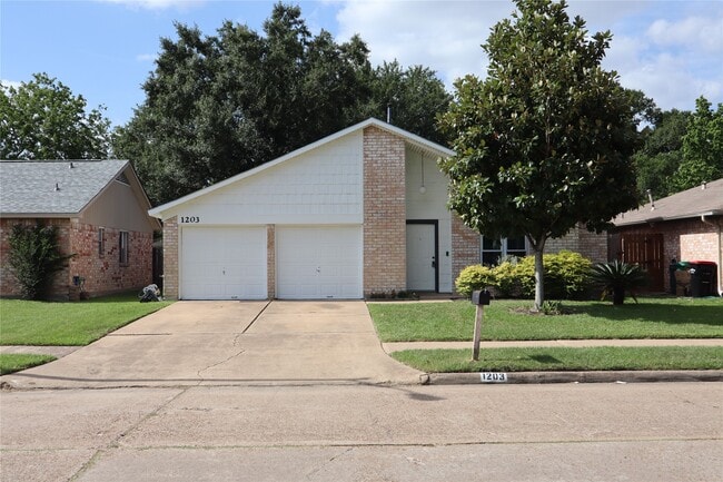 Building Photo - 1203 Rock Canyon Dr Rental