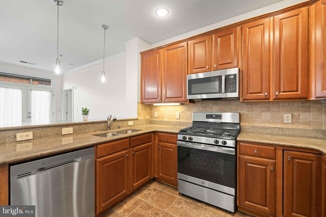 Photo - 35 E All Saints St Unit 201