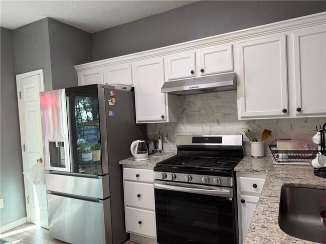 2613 Regent Walk Dr