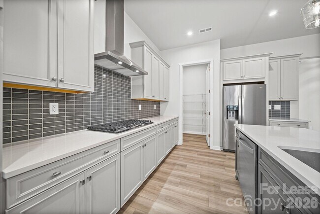 Photo - 8016 Brookbank Dr