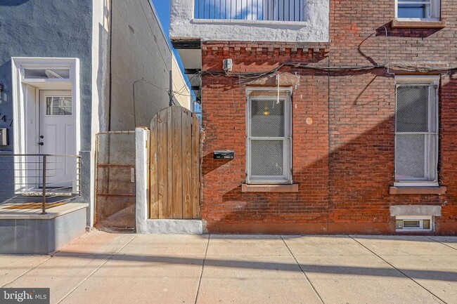 Photo - 1525 Tasker St Unit B