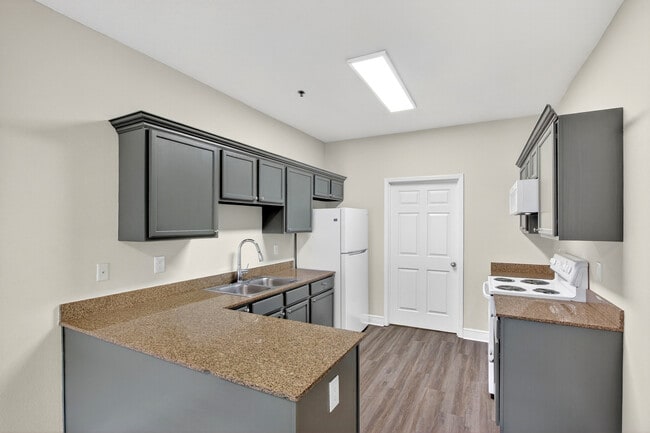 The Quarters Apartments