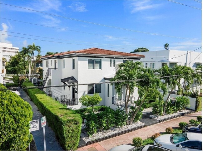 Building Photo - 813 W 39th St Unit 1