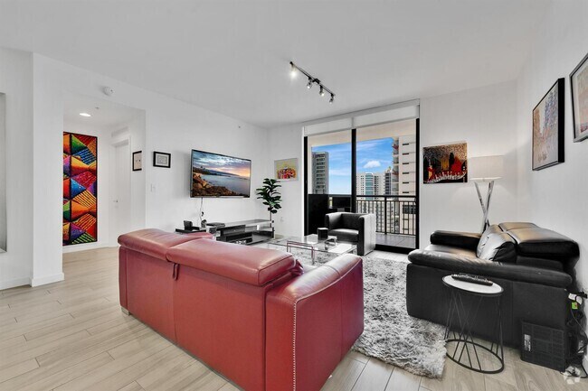 Building Photo - 999 SW 1st Ave Unit 1605 Rental