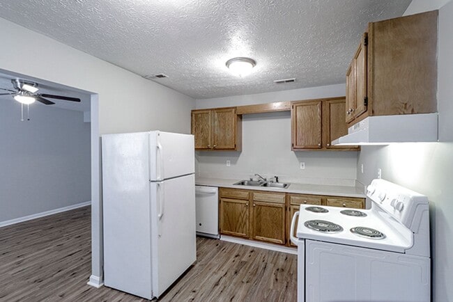 Photo - 8508 Standing Oak Dr Unit 1