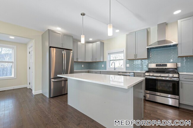 Photo - 232 Fulton St