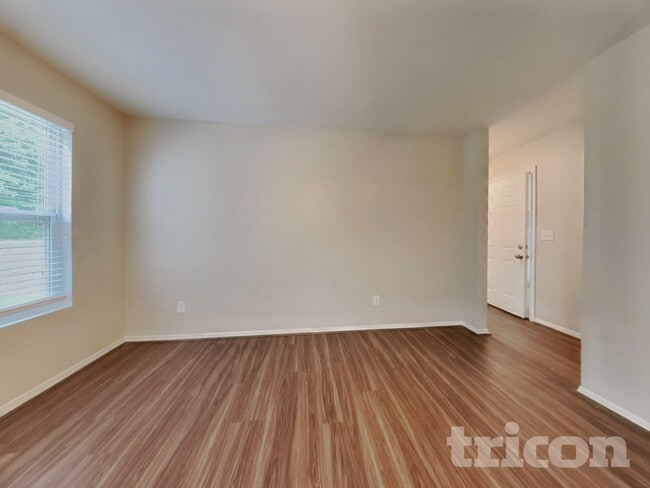 Photo - 4582 Brimmer Pl Dr