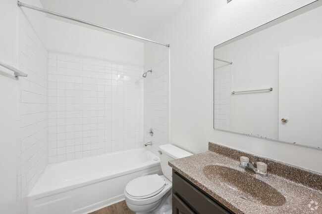 2BR, 2BA - 816SF - Second Bathroom