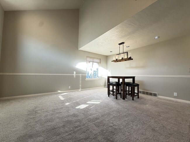 3408 S Huntington Dr Unit House
