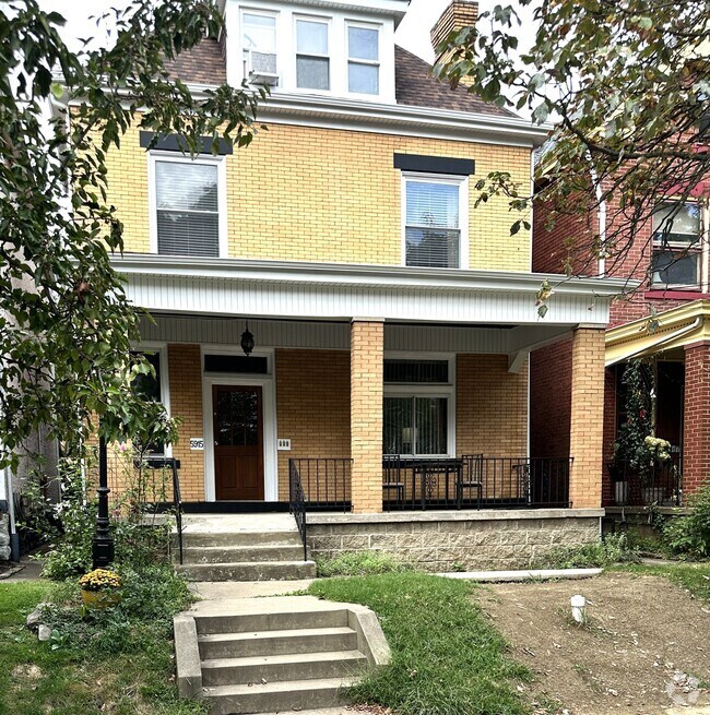 Building Photo - 5915 Alder St Unit 1 Rental