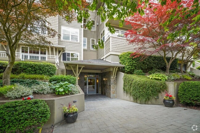 Building Photo - 1415 6th Ave N Unit 403 Rental