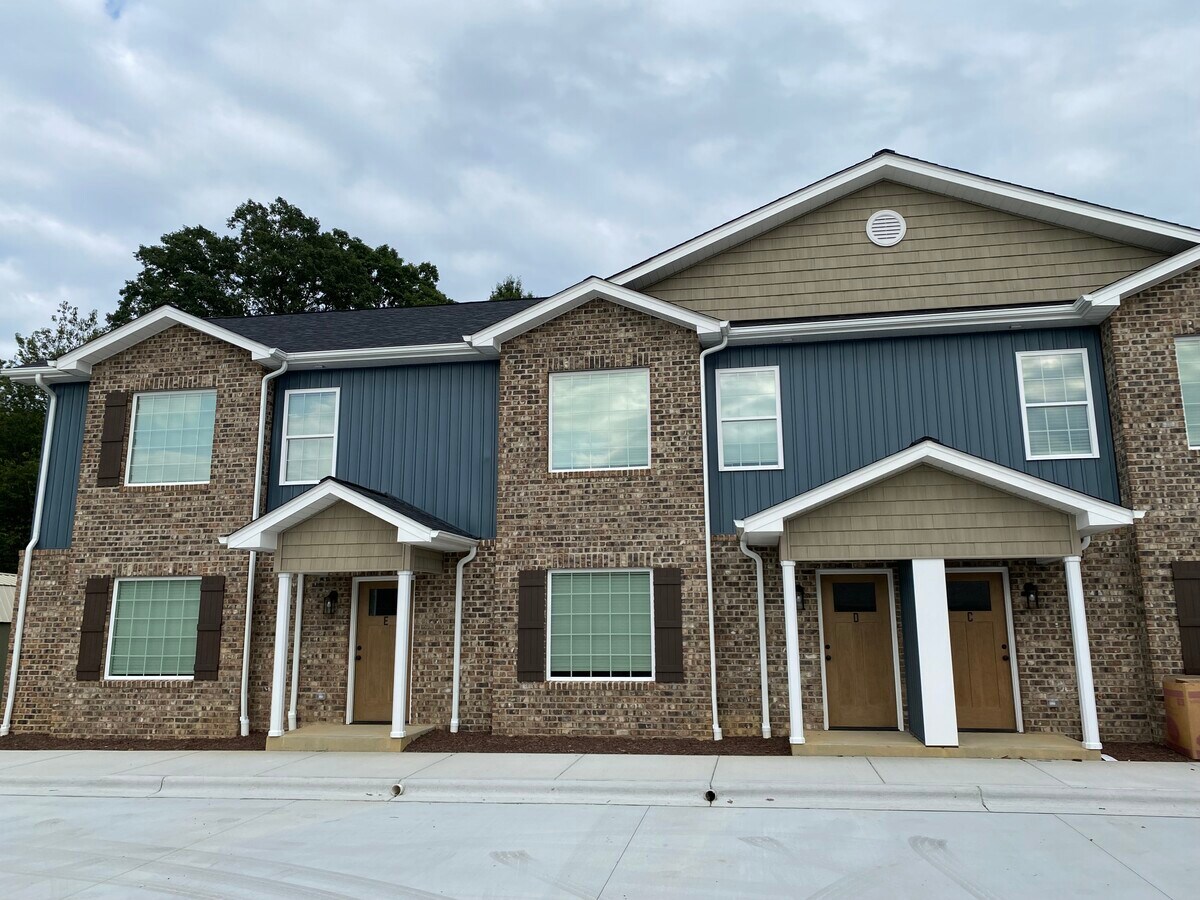 The Highlands on Main - The Highlands on Main