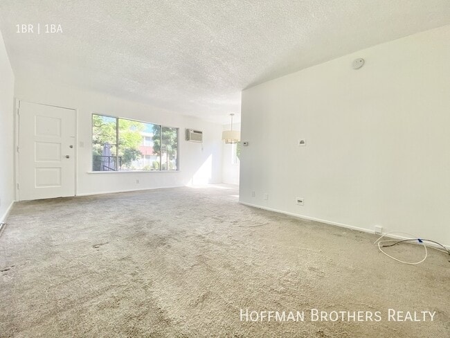 Photo - 915 N Spaulding Ave Unidad 2