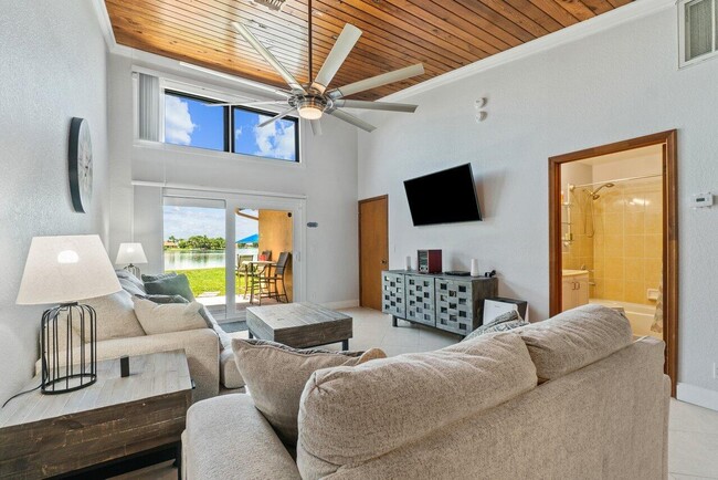 Building Photo - 12542 Westhampton Cir Rental