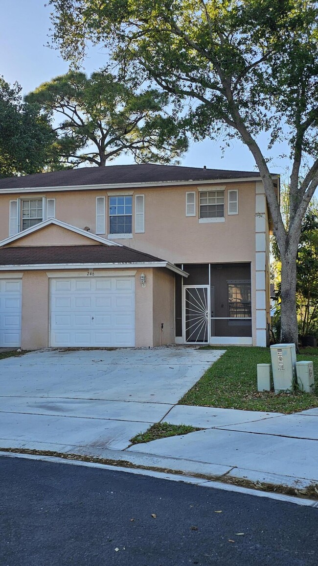 Photo - 246 Leland Ln Townhome