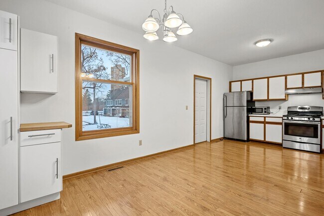Photo - Spacious 3BR 2Bath Townhome in the desirable Seward Neighborhood!