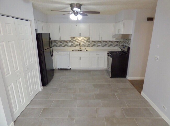 Photo - 1114 Manchester Ct Unidad 1114