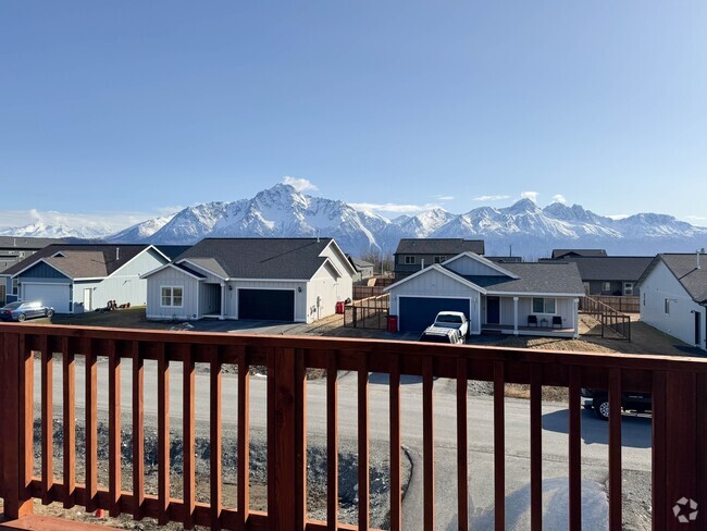 Building Photo - 1030 E Mountain Peak Lp Rental