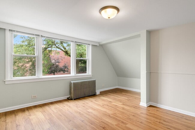 Photo - 1342 Circle Ave Unit 2