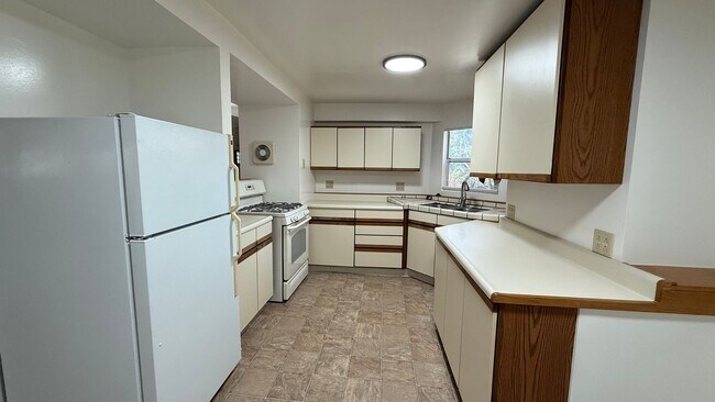 Photo - 1911 Buena Vista Ave Unit 1911 Buena Vista #C