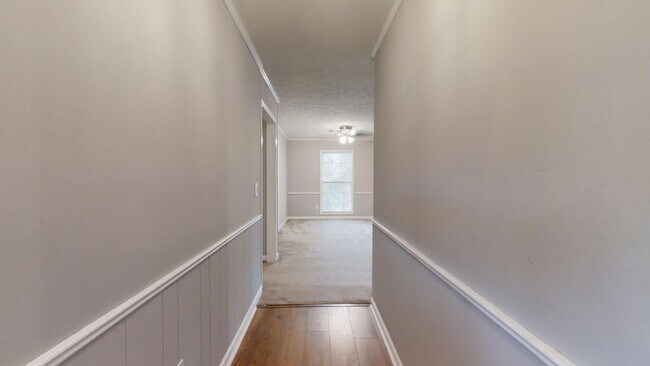 Photo - Spacious Home Conveniently Located close t...