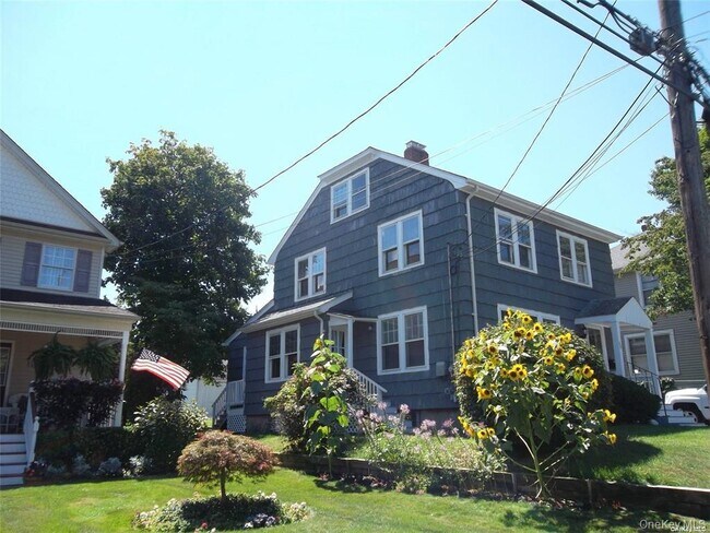 46 Sterling Ct