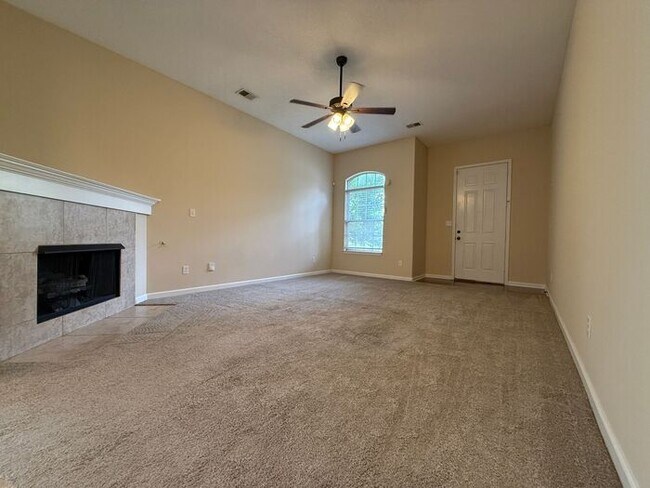 Photo - Gated Community - 3 Bedroom 2 Bathroom Cordova Rental Home